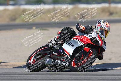 media/Oct-13-2025-Moto Forza (Mon) [[a66d839500]]/3-B Group/Session 3 (Turn 16)/